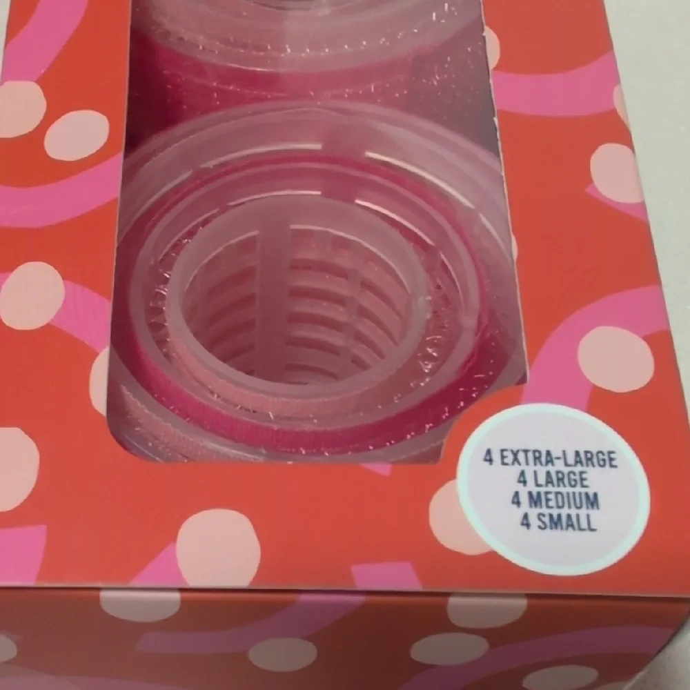 Vintage Cosmetic Company 16 Piece Velcro Roller Set
